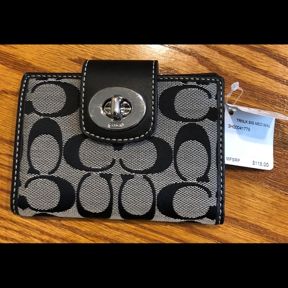 Coach Wallet - Picture 2 of 4